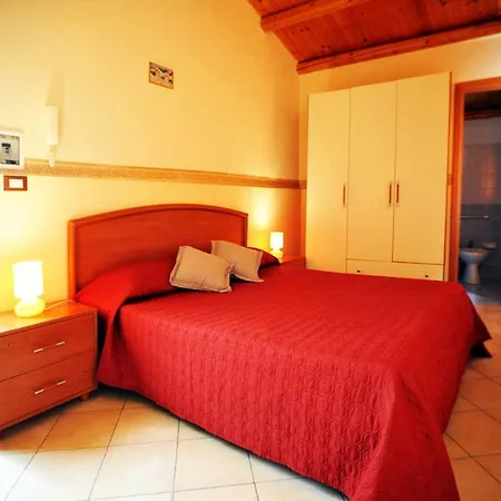 Isola Del Sole Bed & Breakfast Noto